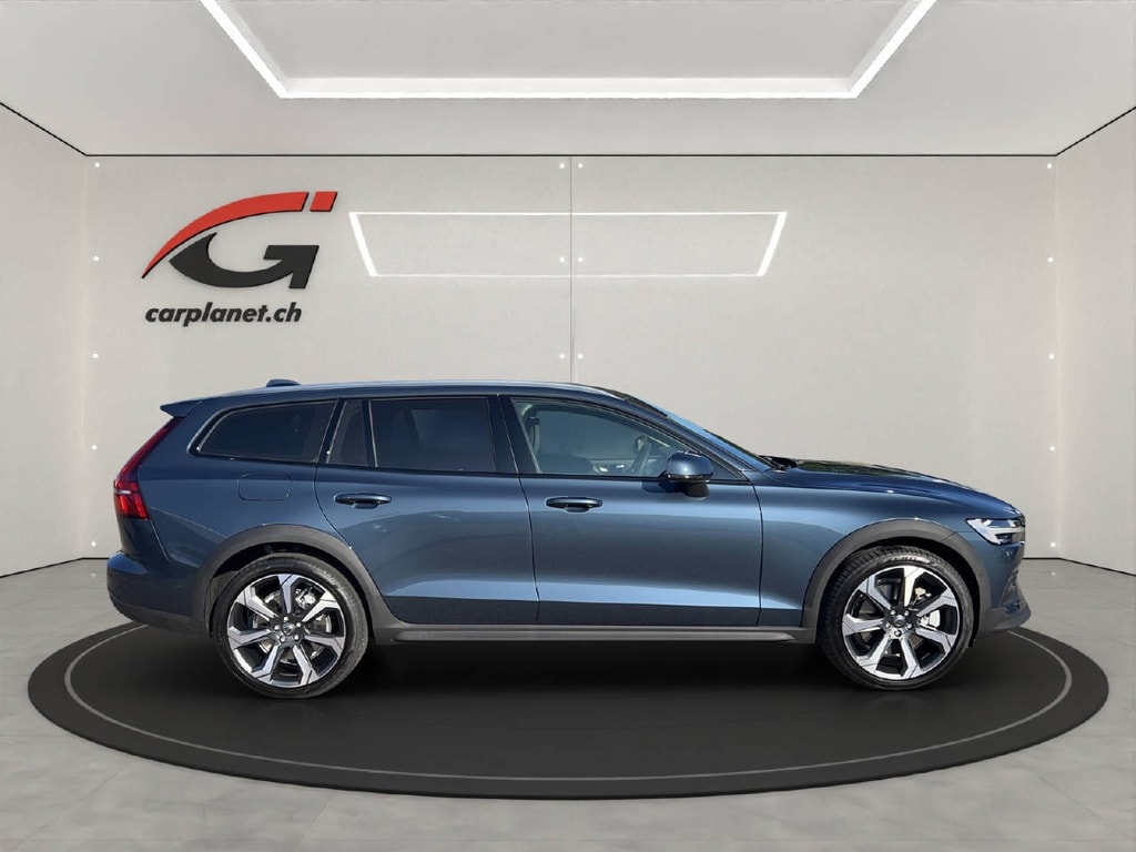 Volvo  Cross Country 2.0 B5 AWD Ultimate