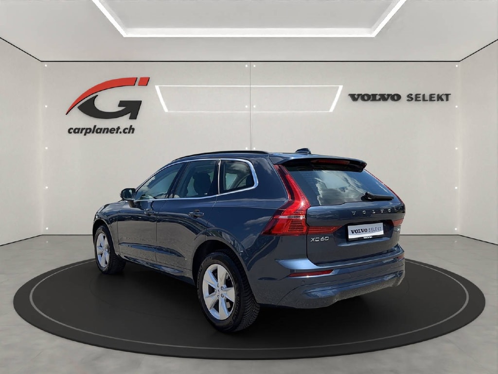 Volvo  2.0 B4 MH Core AWD