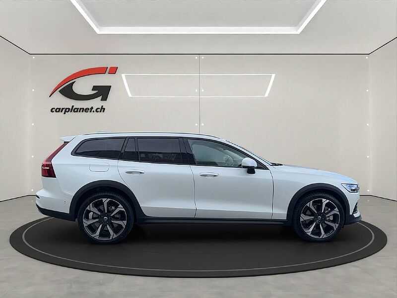 Volvo  Cross Country 2.0 B5 Ultimate AWD